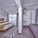 Maya Bistro & Sigacik