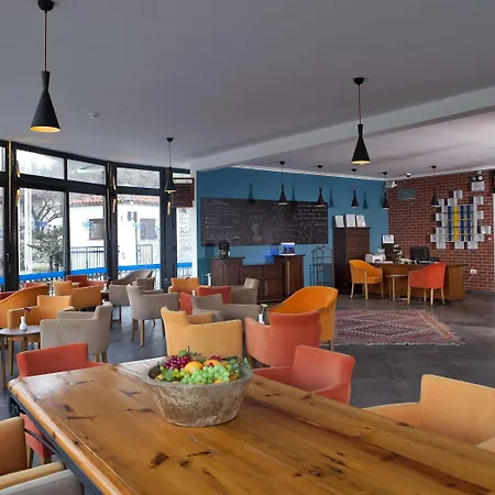 Maya Bistro Hotel&beach Hotel 4*