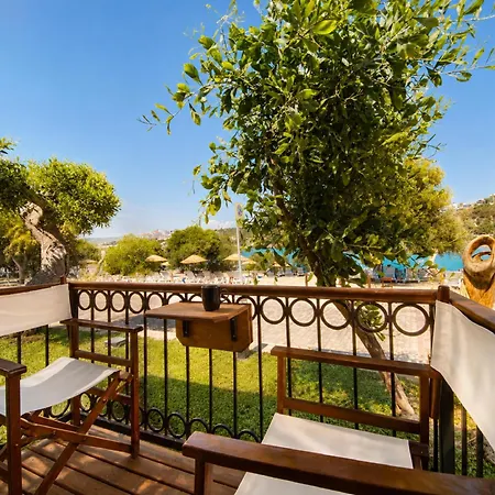 Hotel Maya Bistro & Siğacık