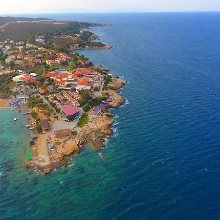 Maya Bistro & Hotell