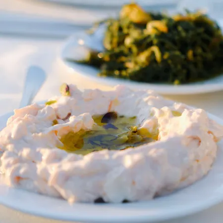 Hotel Maya Bistro & Siğacık