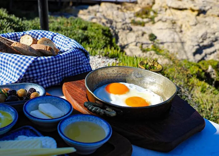 Maya Bistro & Siğacık